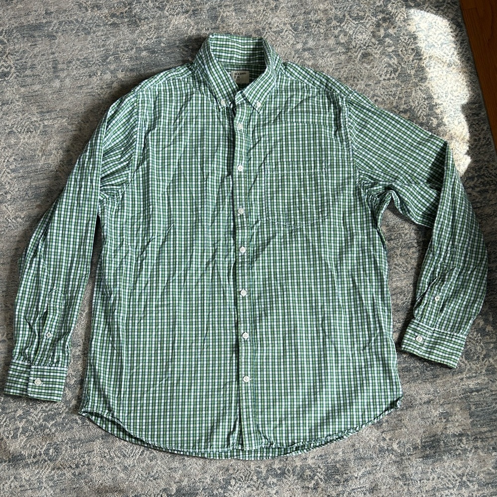 Old Navy Plaid Button Down Shirt